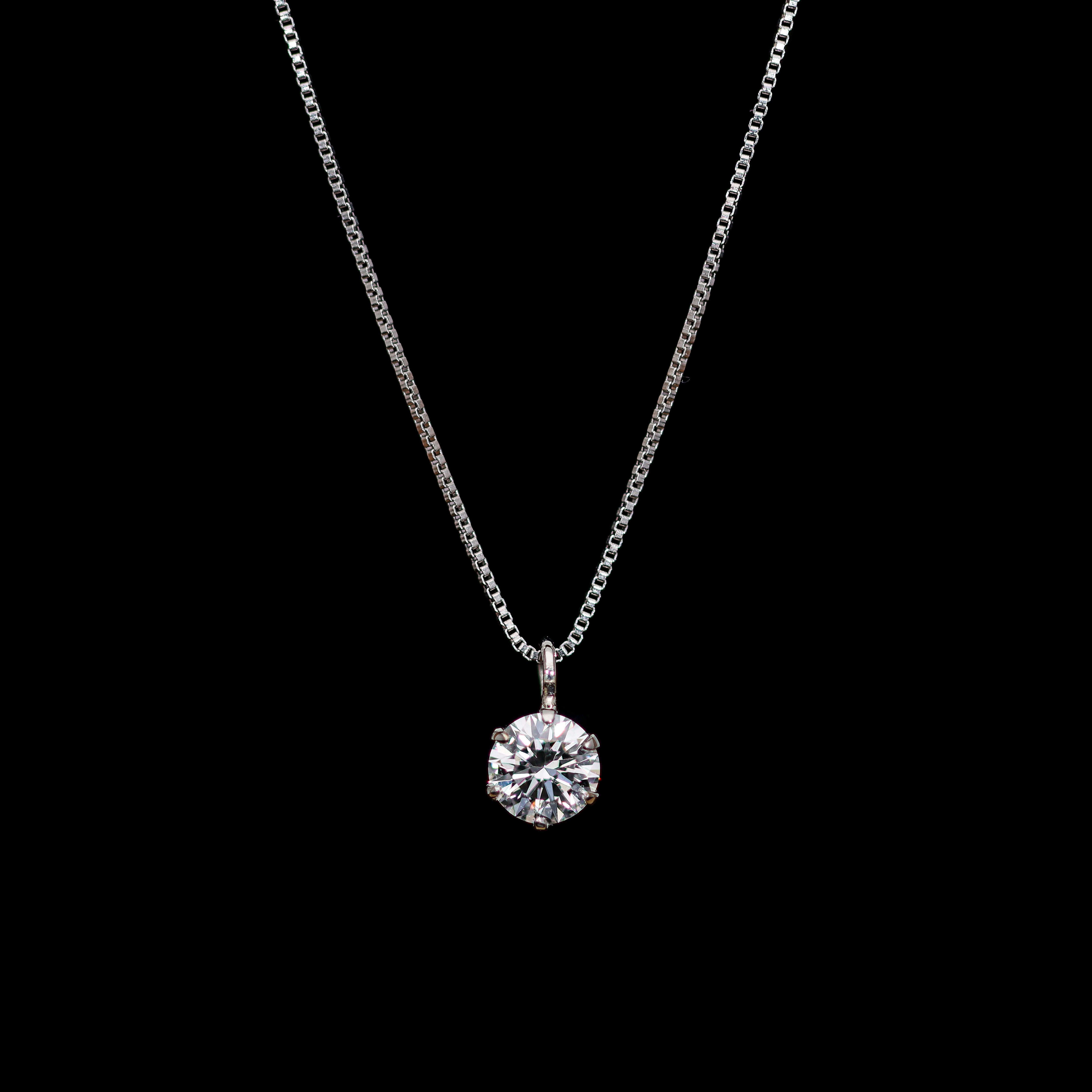 ペンダント　爪 6claw_solitairenecklace_02_2_o